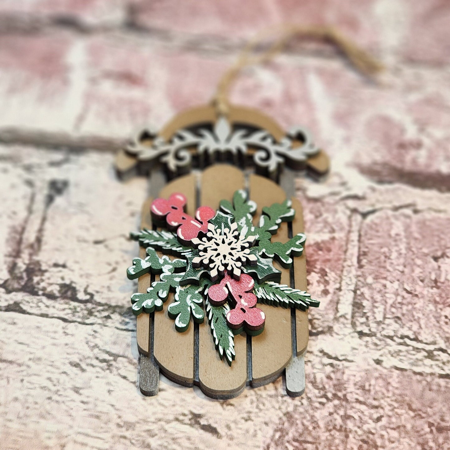Ornament| A Christmas sled - scrollwork |  gift | Friend gift | sledding | Jingle all the way | Merry Christmas!