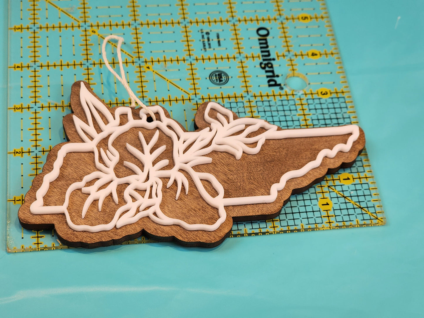 Ornament| Tennessee state flower |  gift | Friend gift |  | Merry Christmas!| handmade
